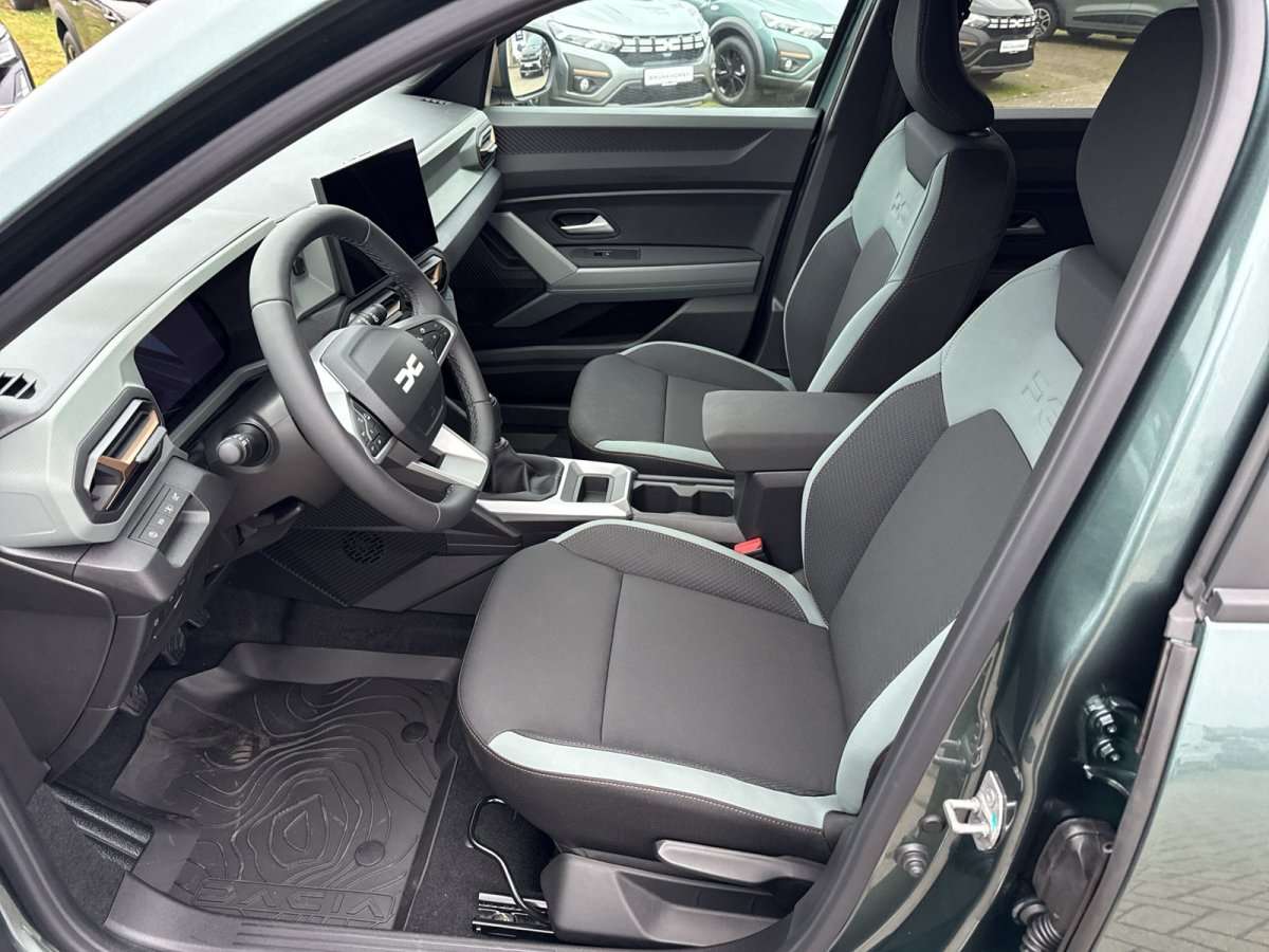 Fahrzeugbild eines Dacia Bigster