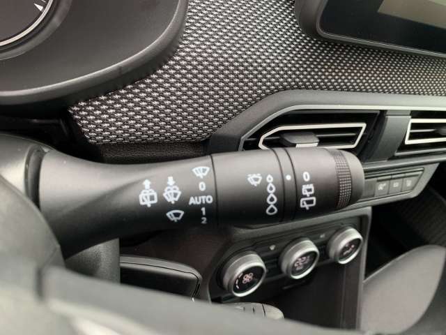 Fahrzeugbild eines Dacia Jogger