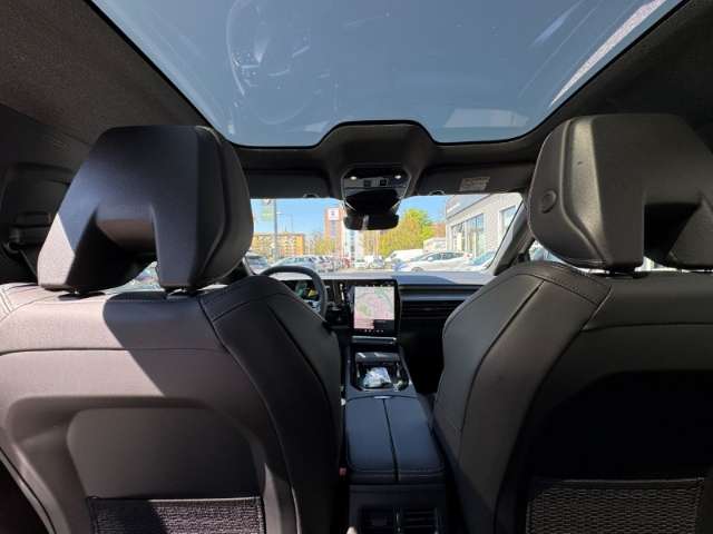 Fahrzeugbild eines Renault Rafale