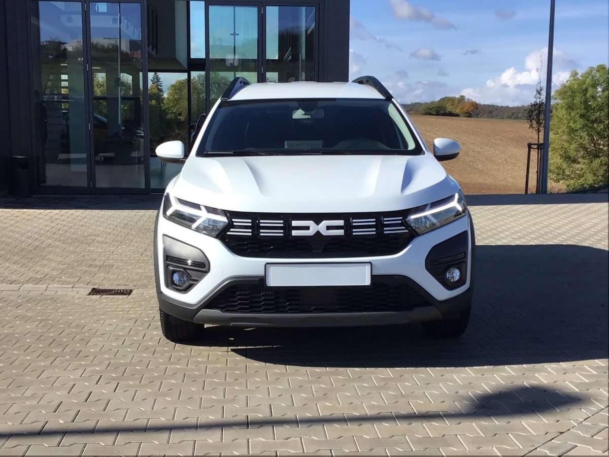 Fahrzeugbild eines Dacia Jogger