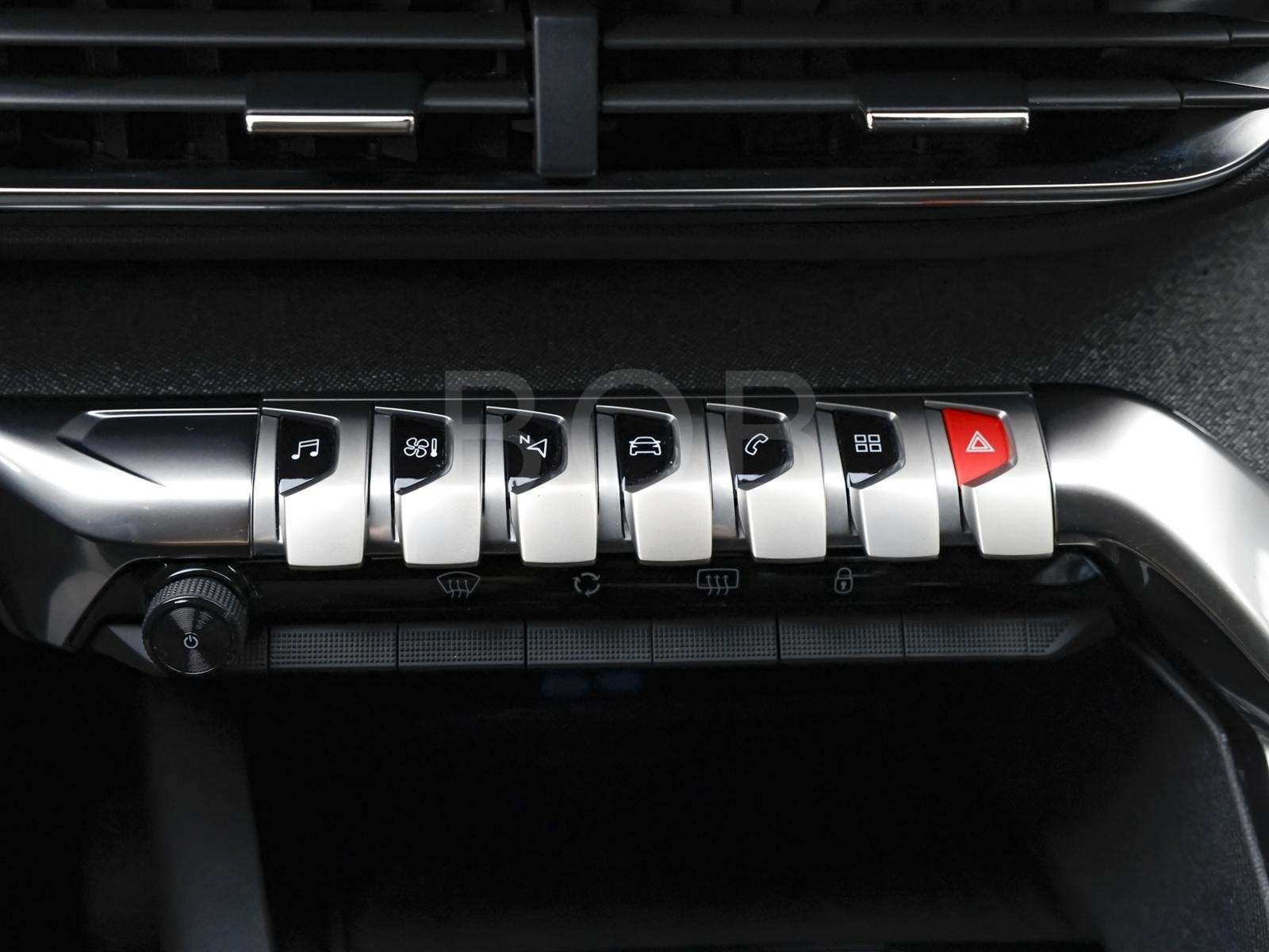 Fahrzeugbild eines Peugeot 3008