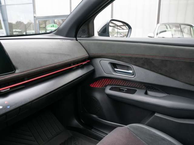 Fahrzeugbild eines Nissan Ariya