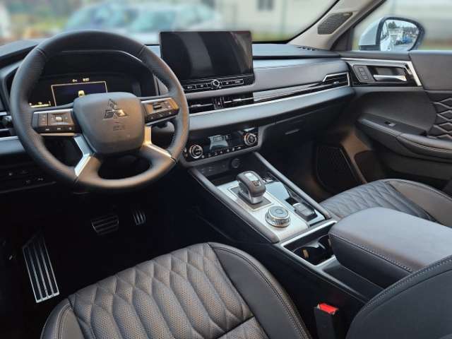 Fahrzeugbild eines Mitsubishi Outlander