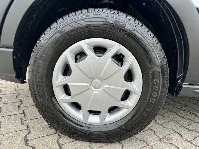 Fahrzeugbild eines Ford Transit