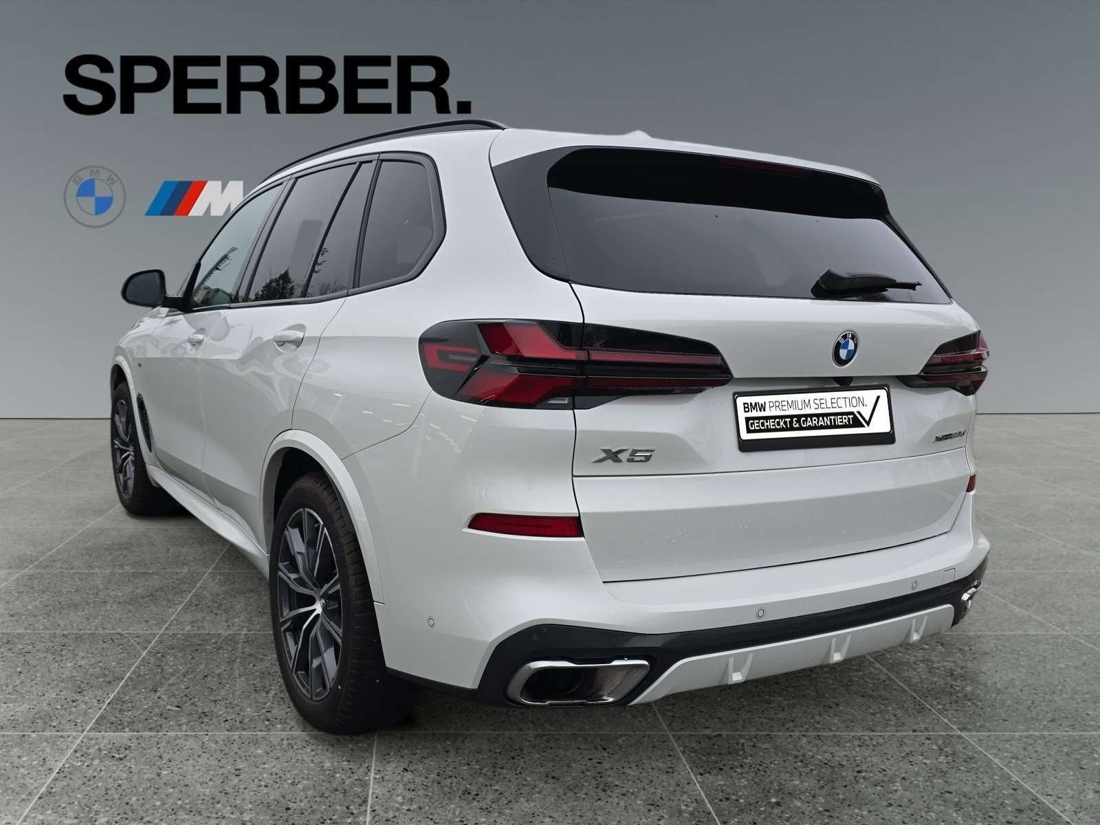 Fahrzeugbild eines BMW X5