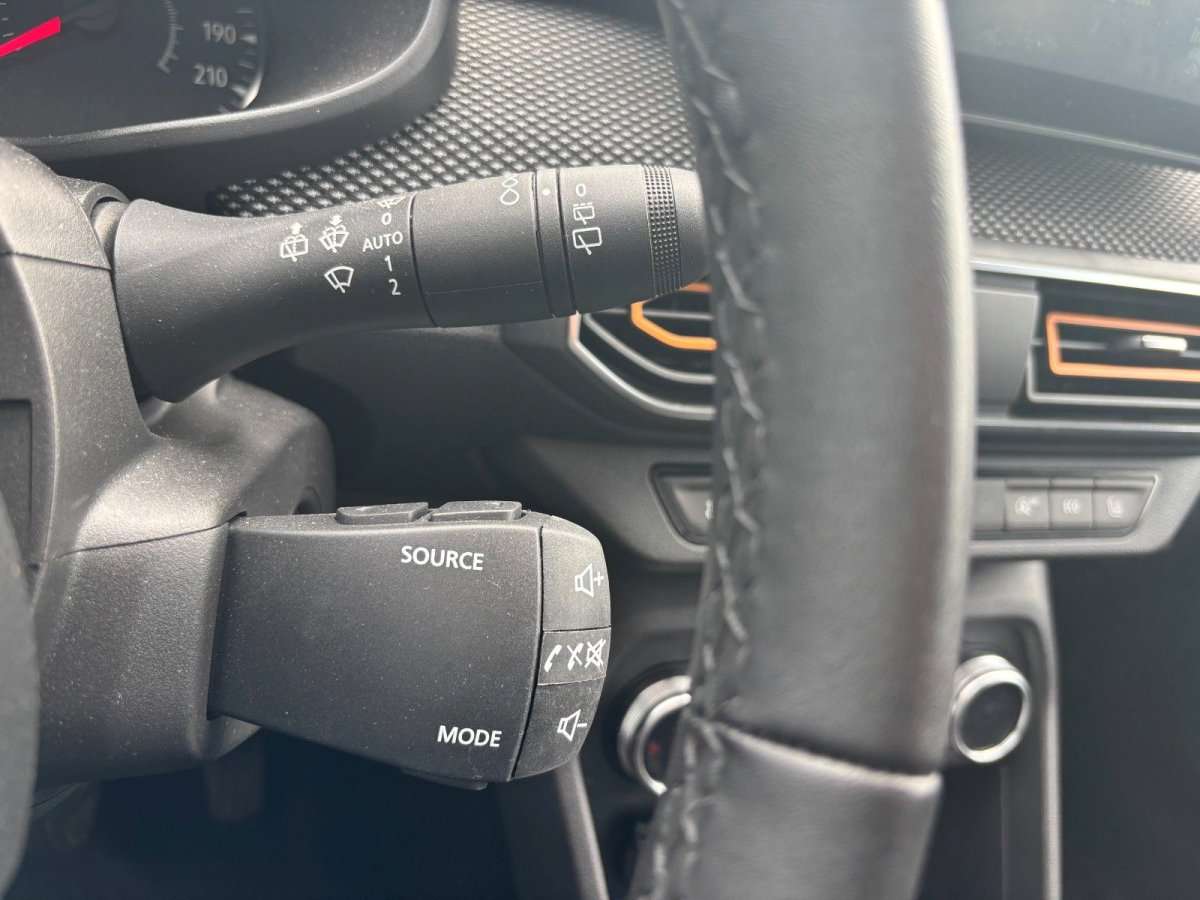 Fahrzeugbild eines Dacia Sandero