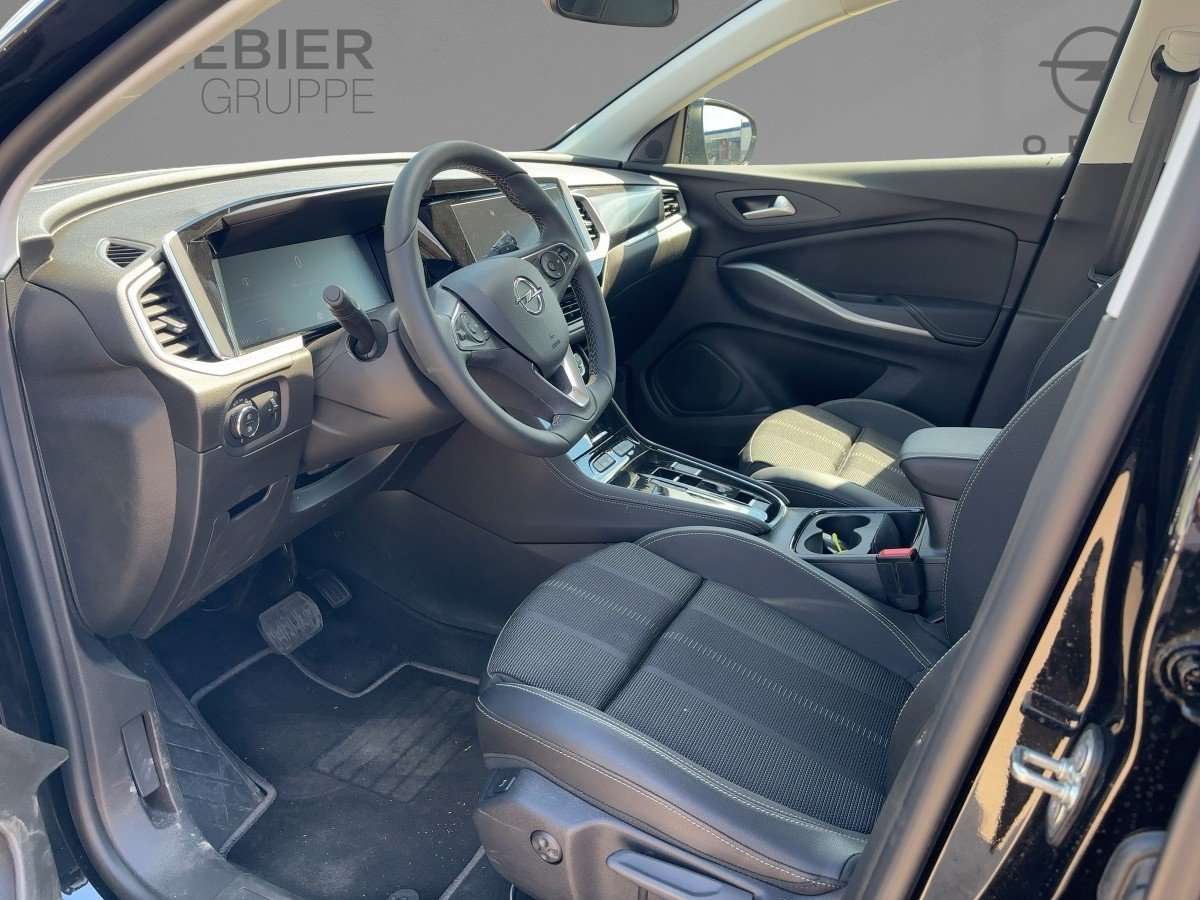 Fahrzeugbild eines Opel Grandland X