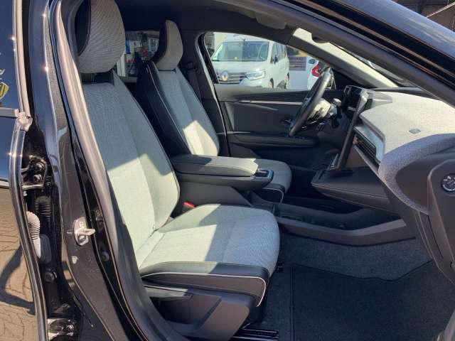 Fahrzeugbild eines Renault Megane E-TECH