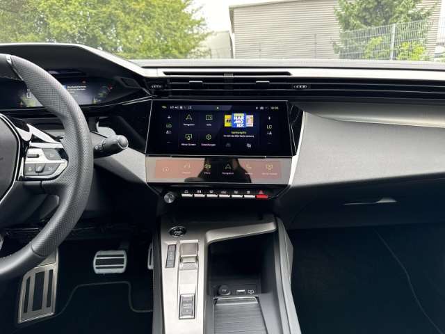 Fahrzeugbild eines Peugeot 408