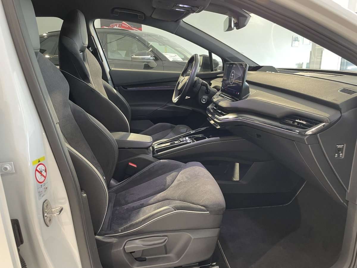 Fahrzeugbild eines Skoda ENYAQ