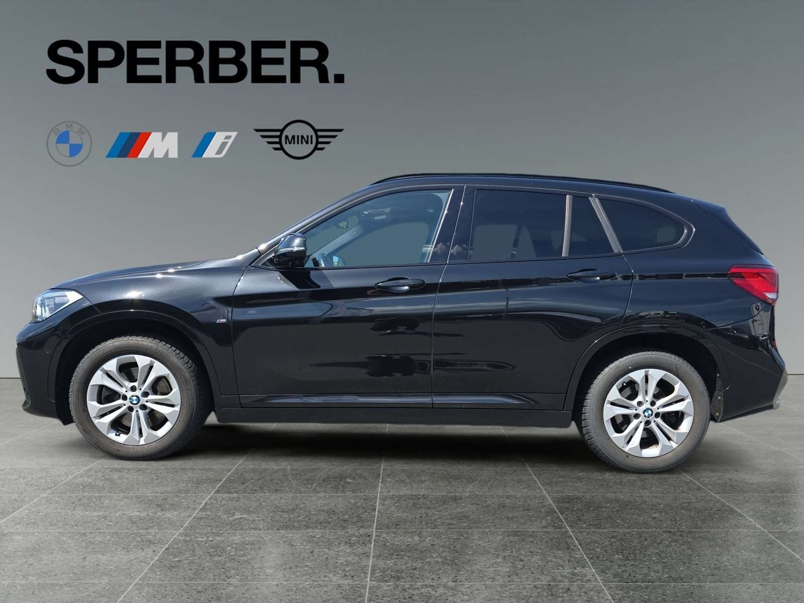 Fahrzeugbild eines BMW X1