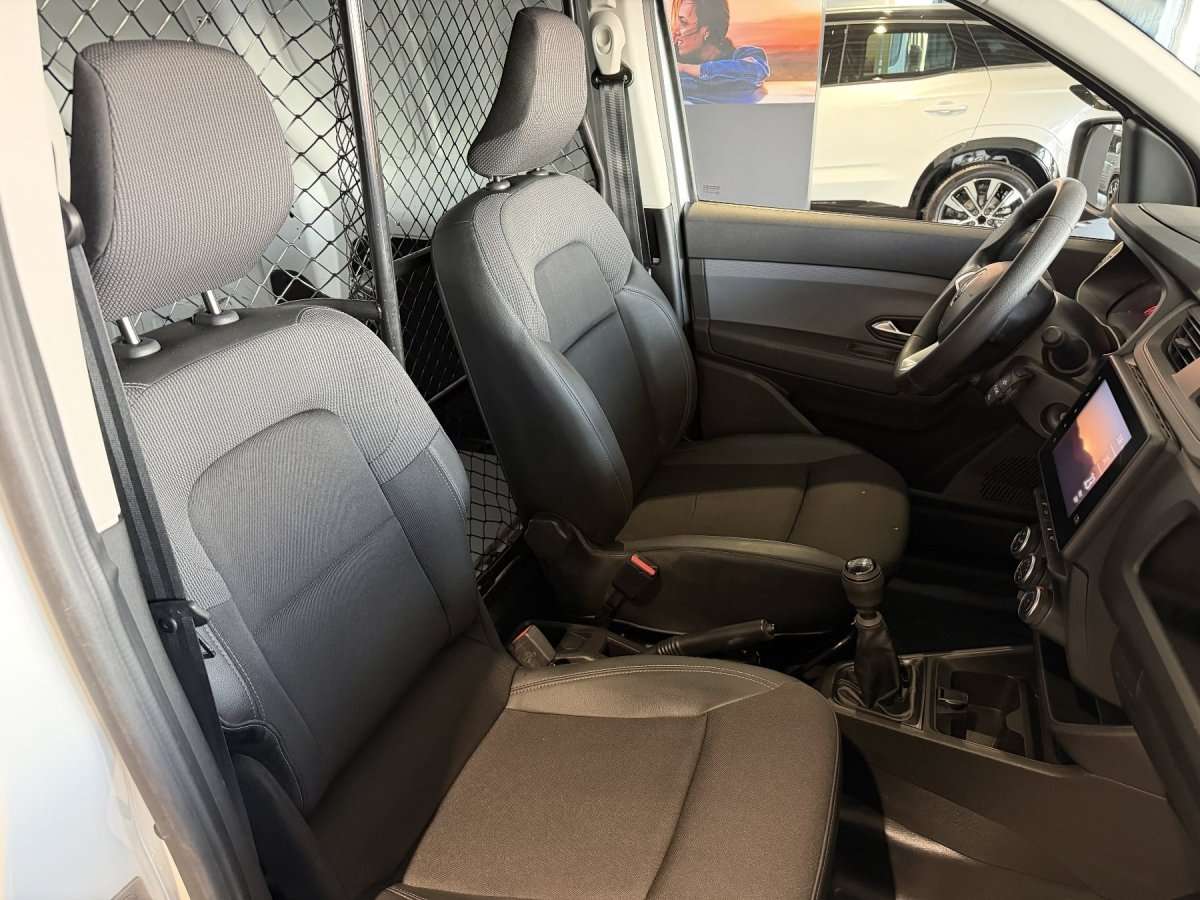 Fahrzeugbild eines Renault Express