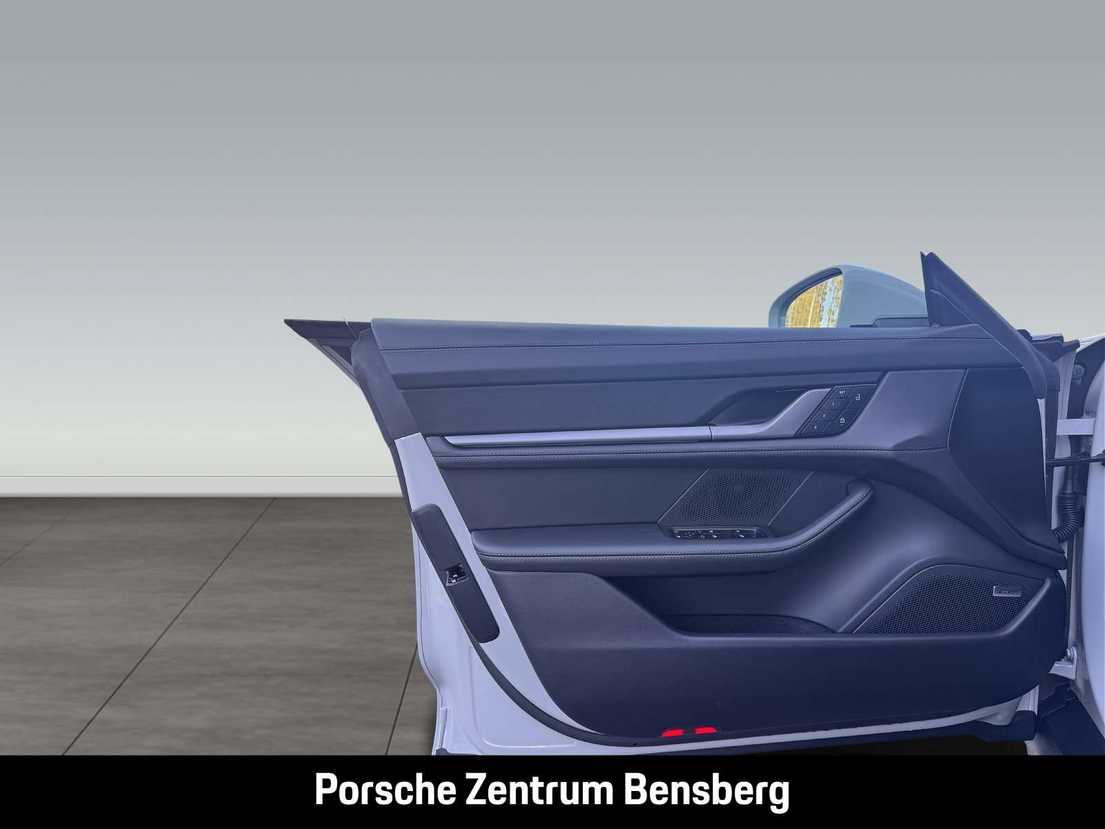 Fahrzeugbild eines Porsche Taycan