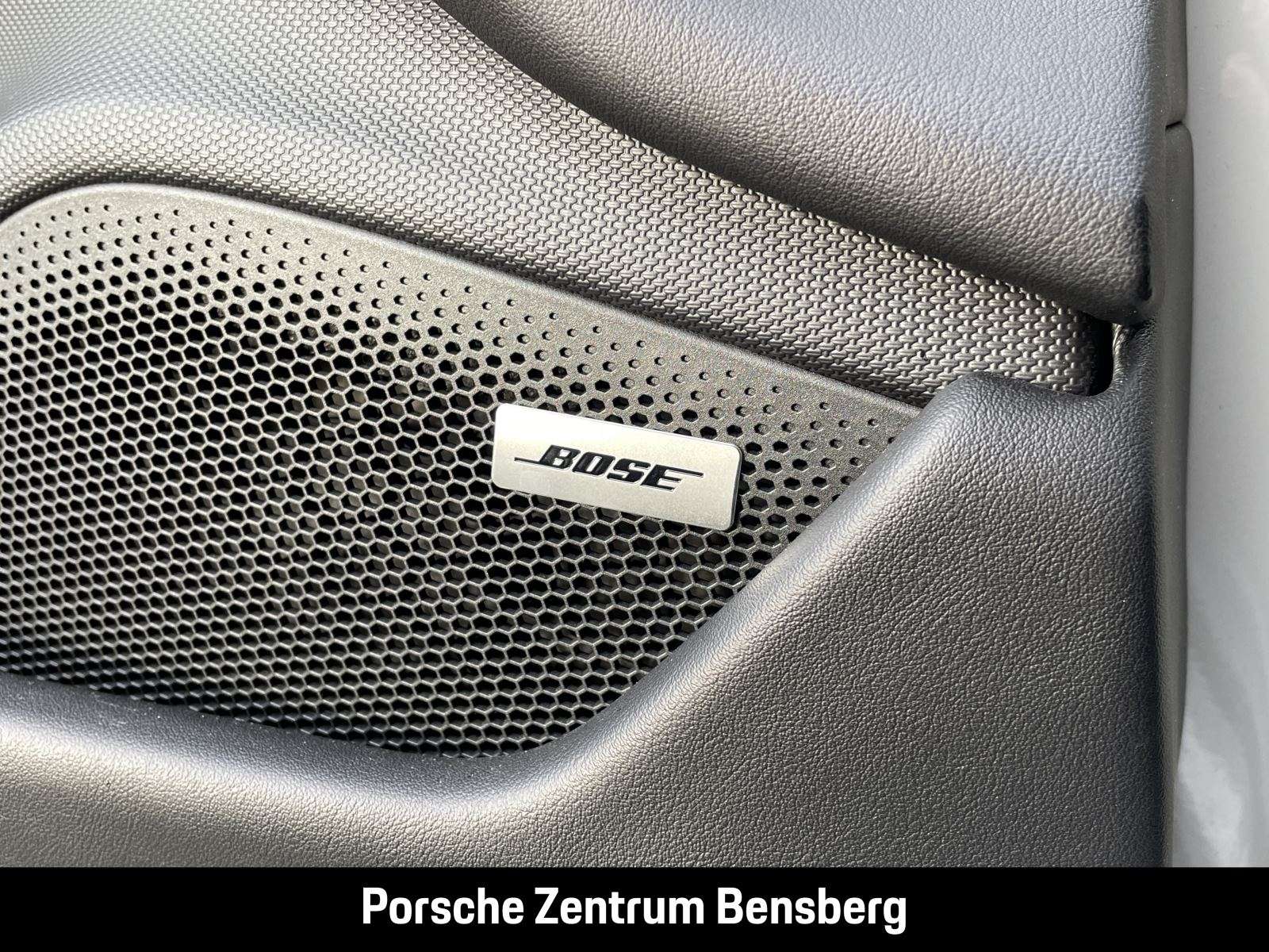 Fahrzeugbild eines Porsche Taycan