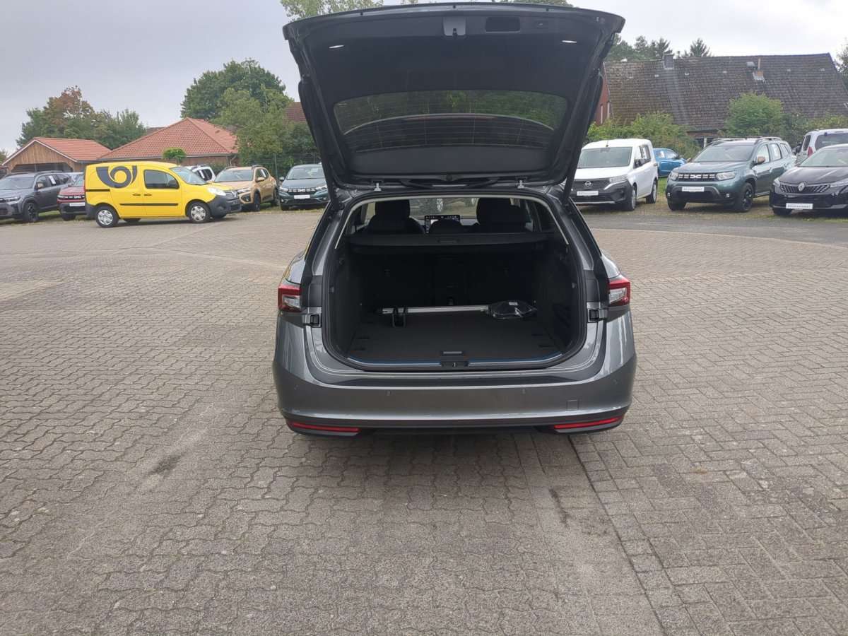 Fahrzeugbild eines Skoda Superb