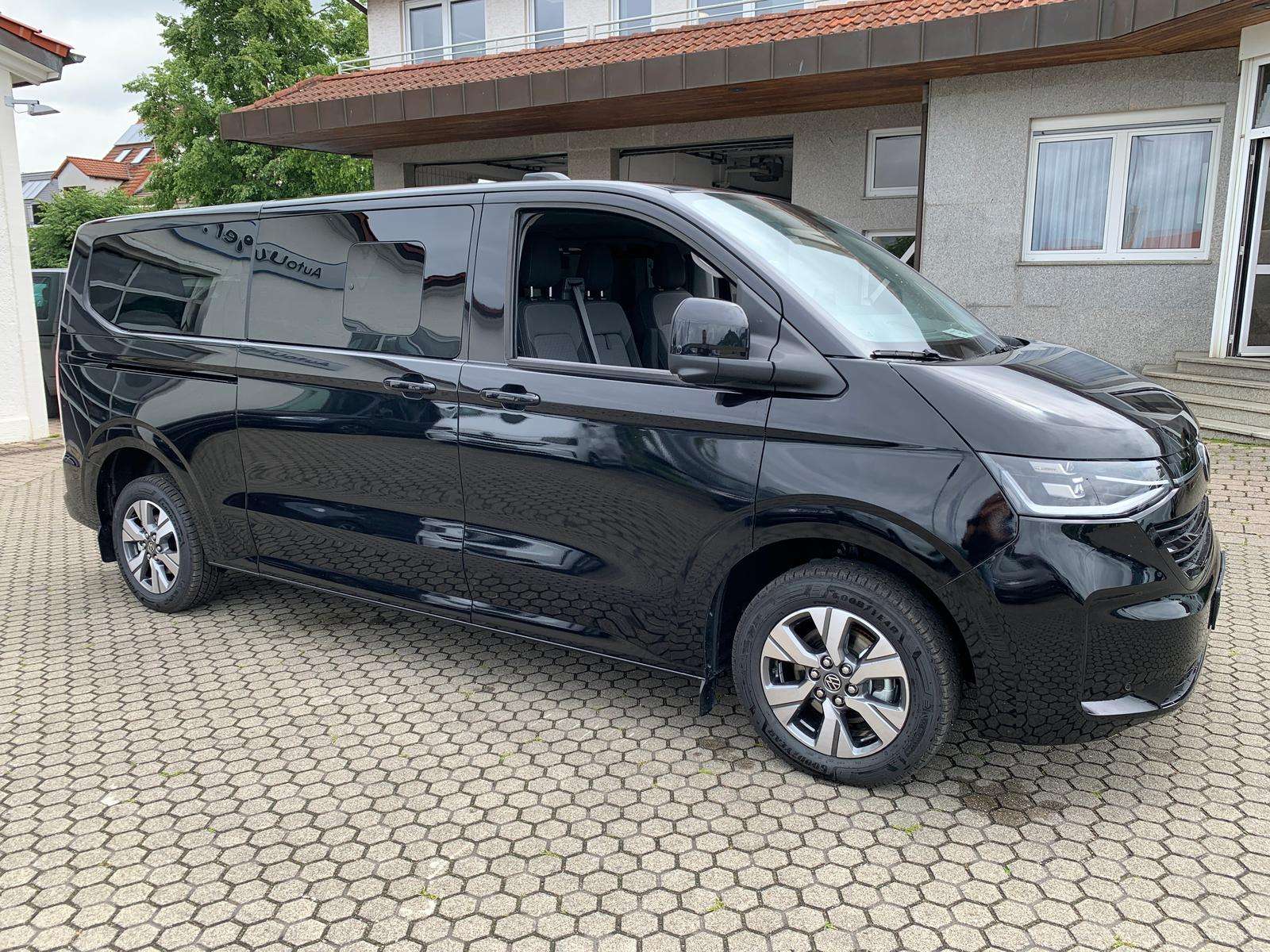 Fahrzeugbild eines Volkswagen Caravelle