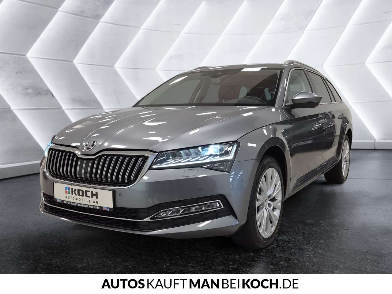 Fahrzeugbild eines Skoda Superb