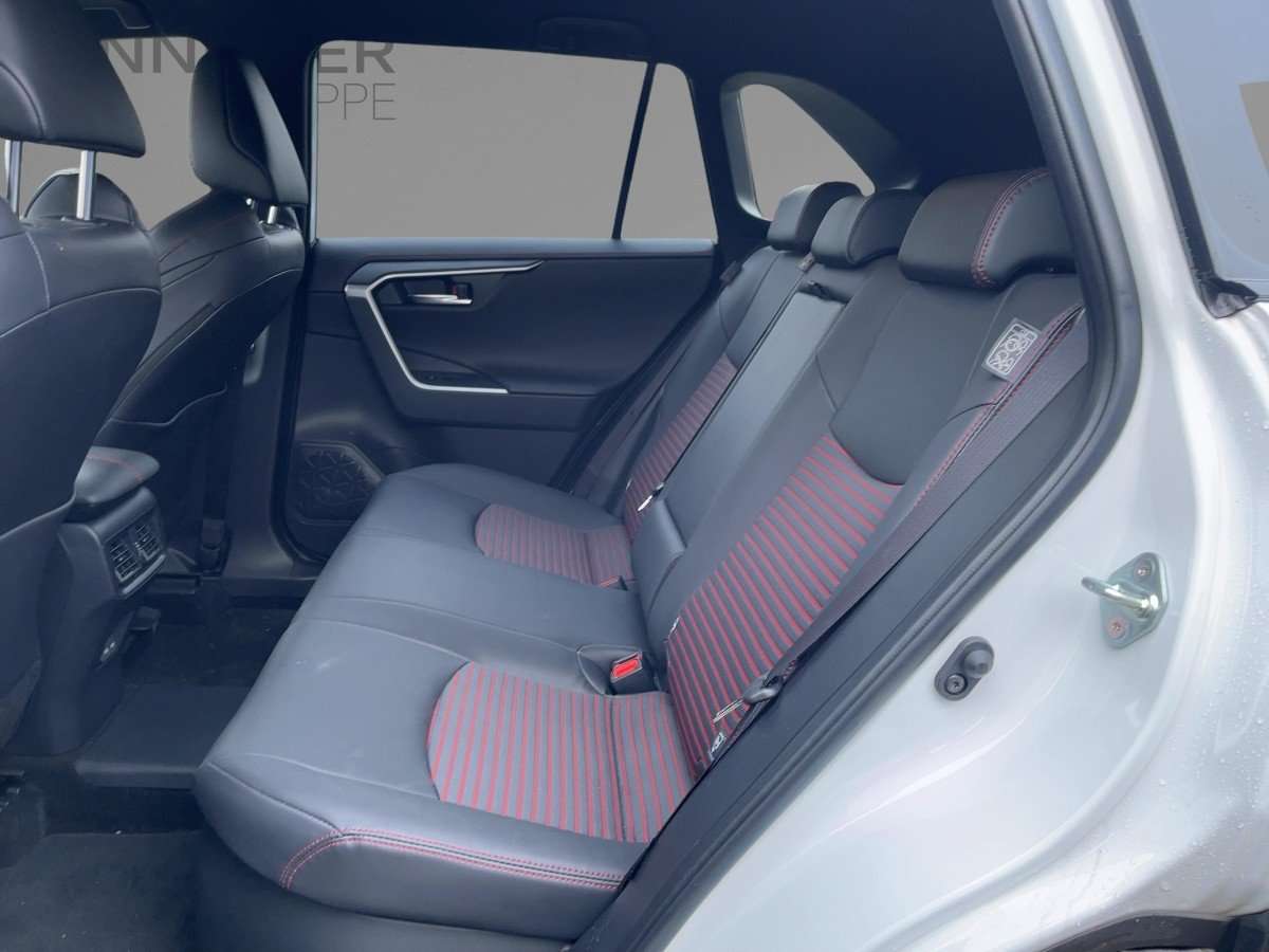 Fahrzeugbild eines Suzuki Across