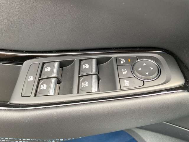 Fahrzeugbild eines Renault Rafale
