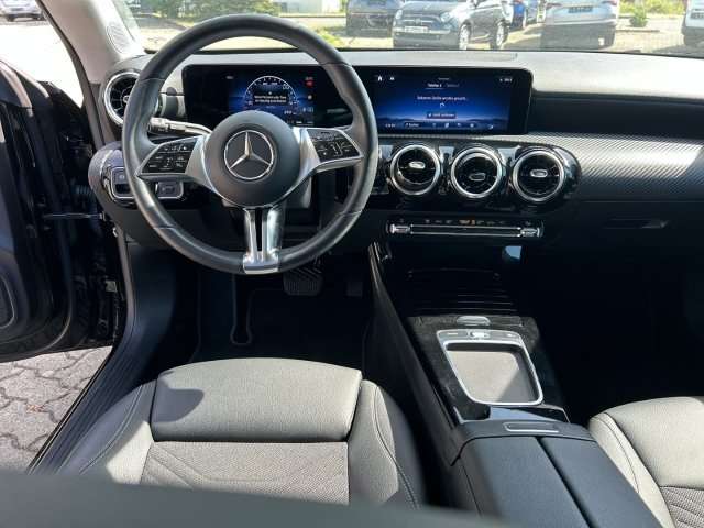 Fahrzeugbild eines Mercedes-Benz B-Klasse
