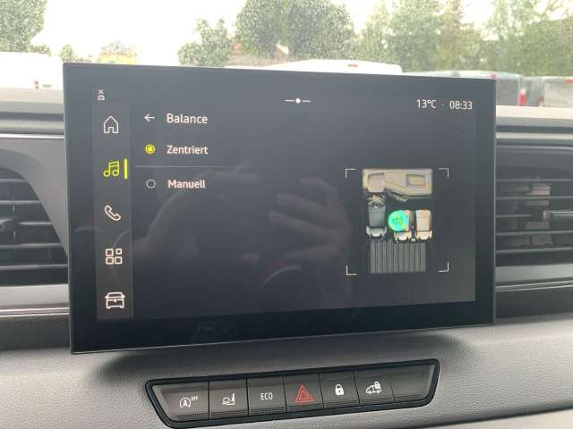 Fahrzeugbild eines Renault Master
