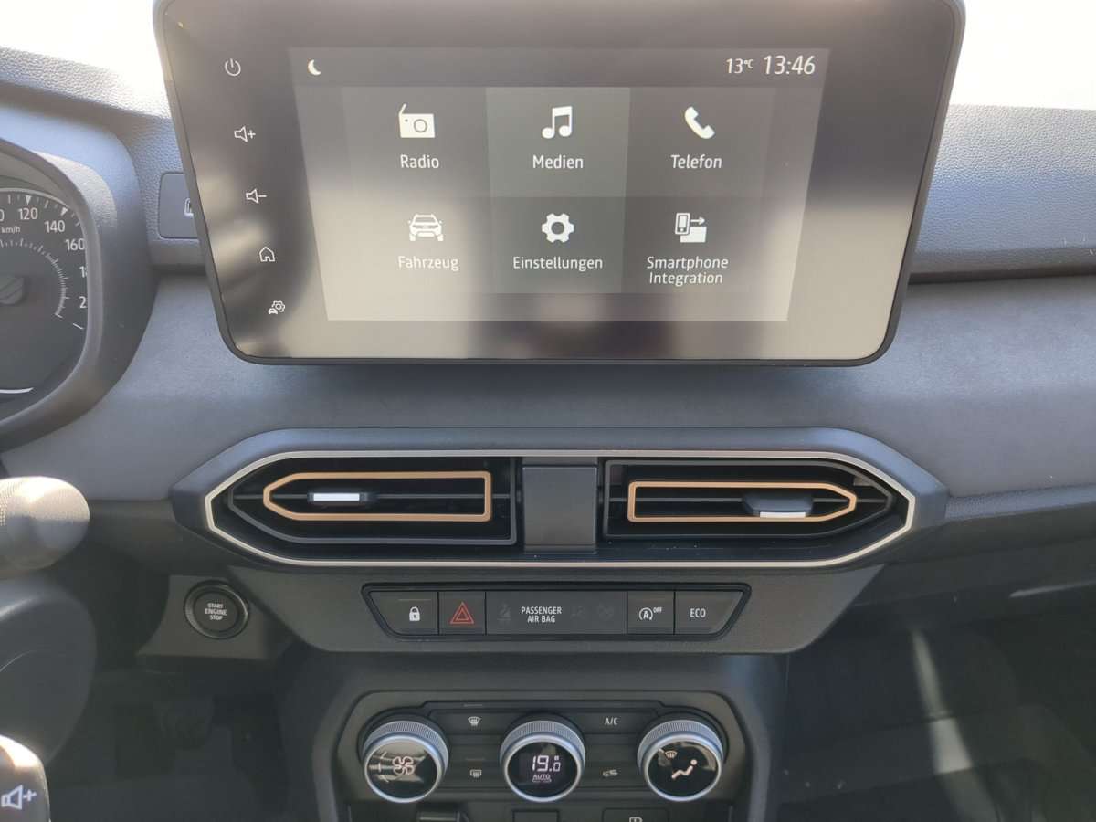 Fahrzeugbild eines Dacia Jogger