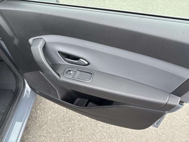 Fahrzeugbild eines Renault Express