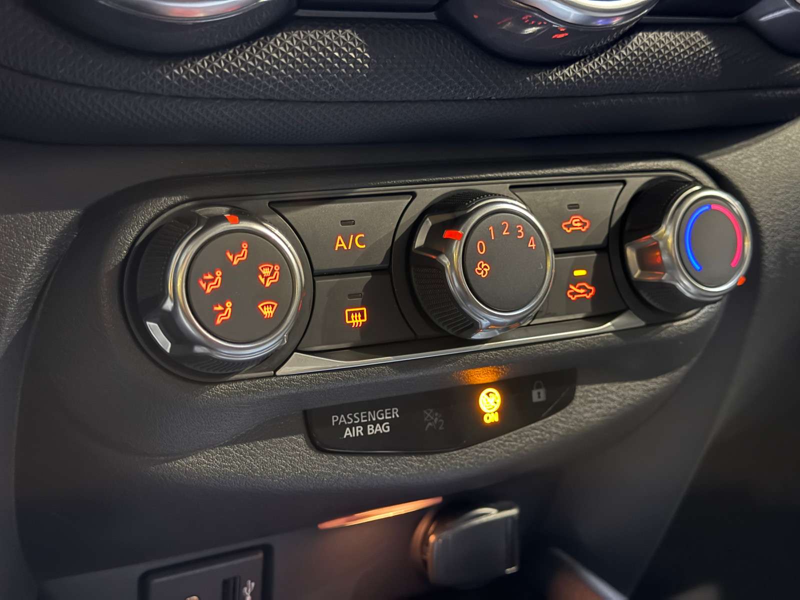 Fahrzeugbild eines Nissan JUKE