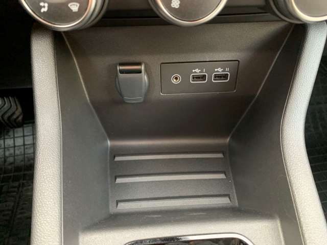 Fahrzeugbild eines Renault Clio