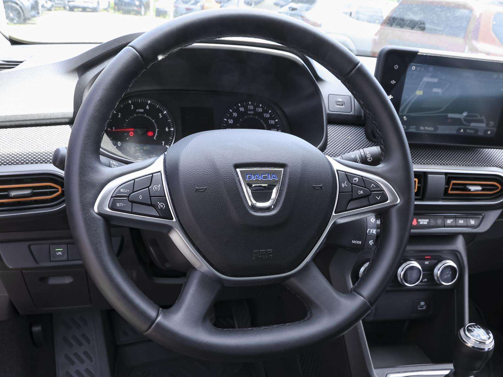 Fahrzeugbild eines Dacia Sandero
