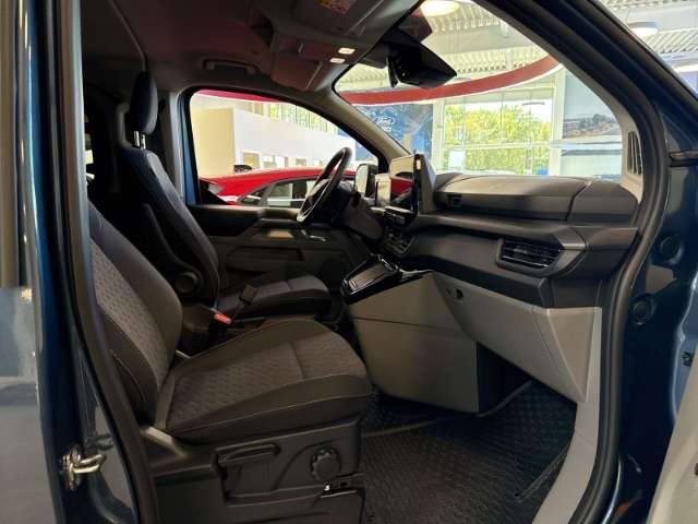 Fahrzeugbild eines Ford Tourneo Custom