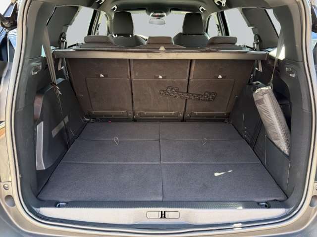 Fahrzeugbild eines Peugeot 5008