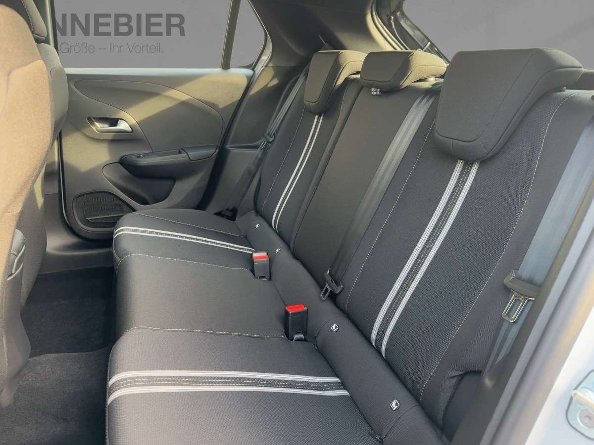 Fahrzeugbild eines Opel Corsa