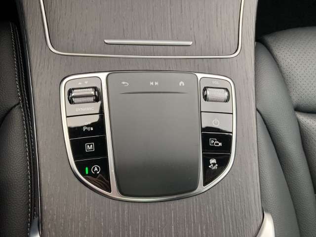 Fahrzeugbild eines Mercedes-Benz GLC