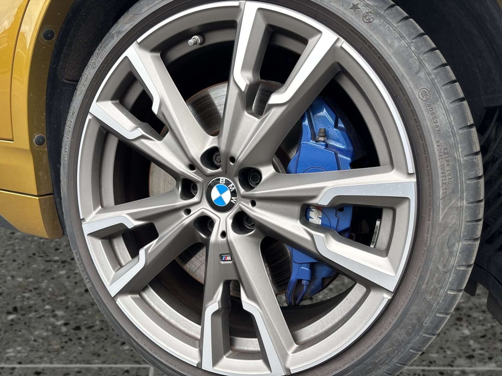Fahrzeugbild eines BMW X2