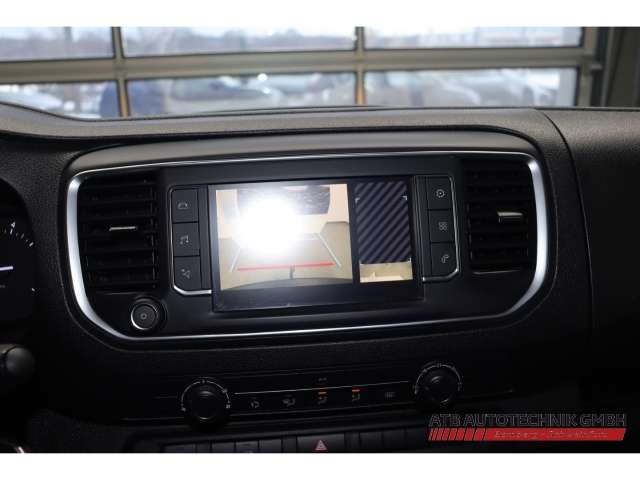 Fahrzeugbild eines Toyota Proace