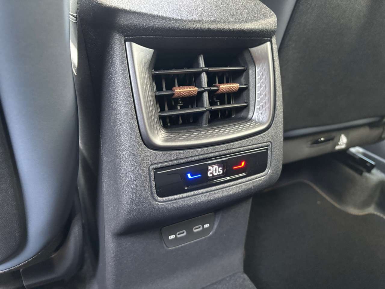 Fahrzeugbild eines CUPRA Terramar