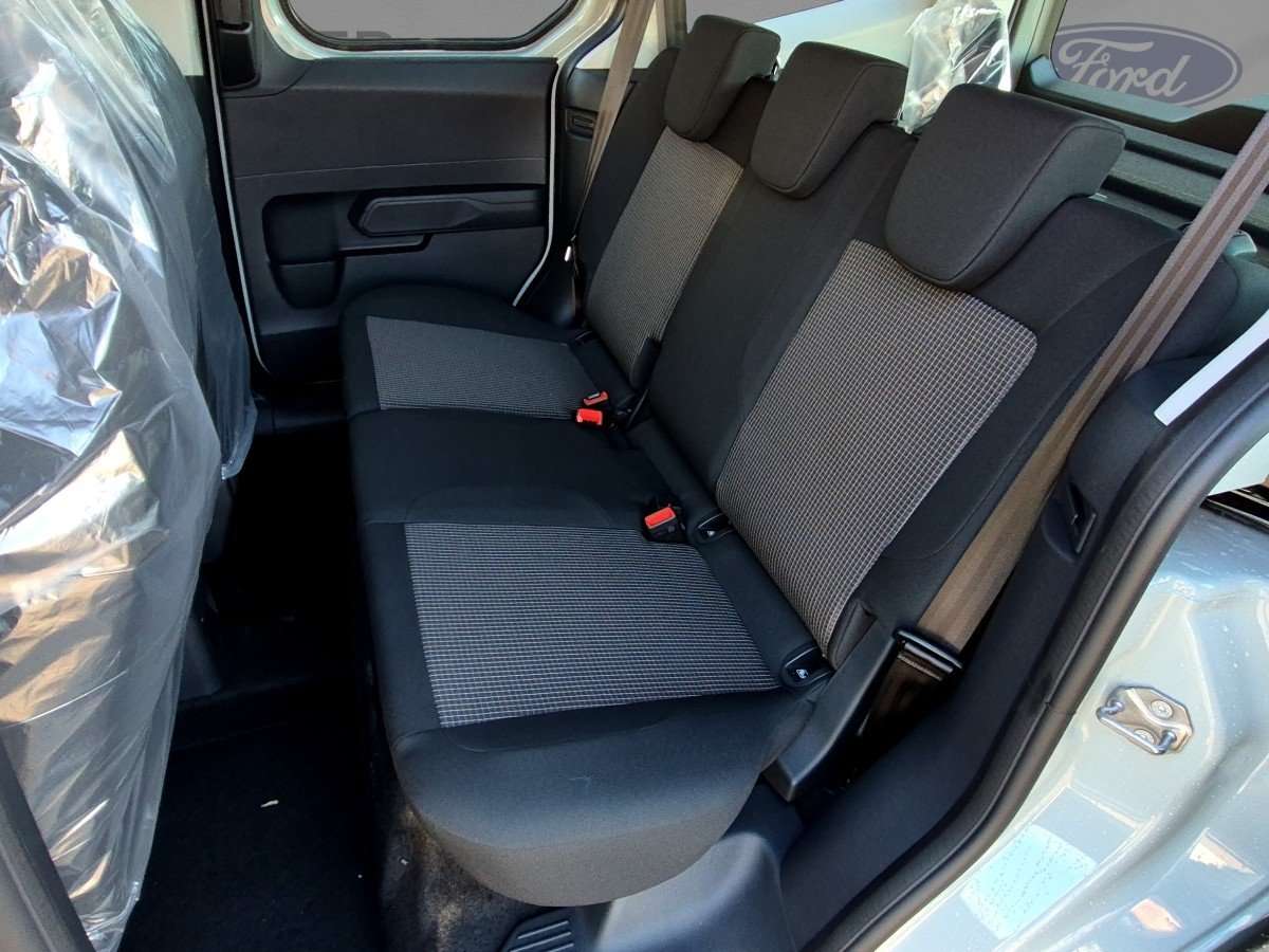 Fahrzeugbild eines Ford Tourneo Courier