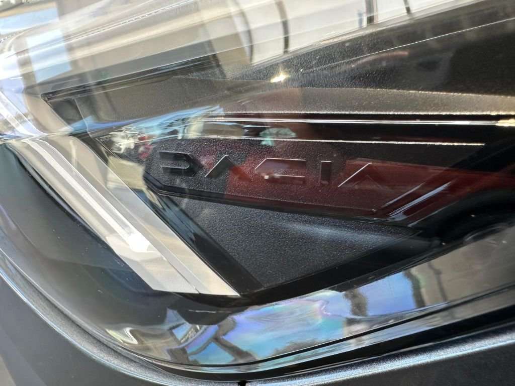 Fahrzeugbild eines Dacia Sandero