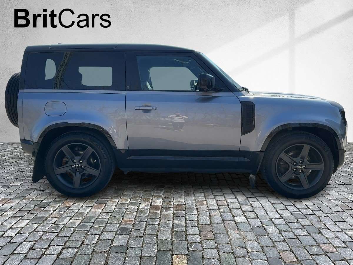 Fahrzeugbild eines Land Rover Defender