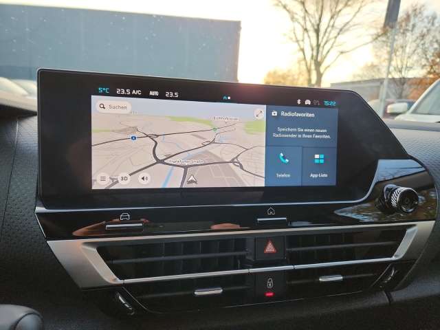 Fahrzeugbild eines Citroën C4 X