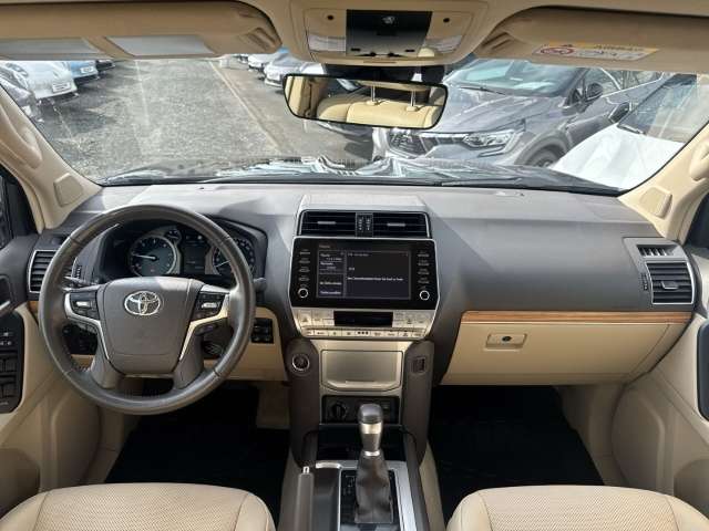 Fahrzeugbild eines Toyota Land Cruiser