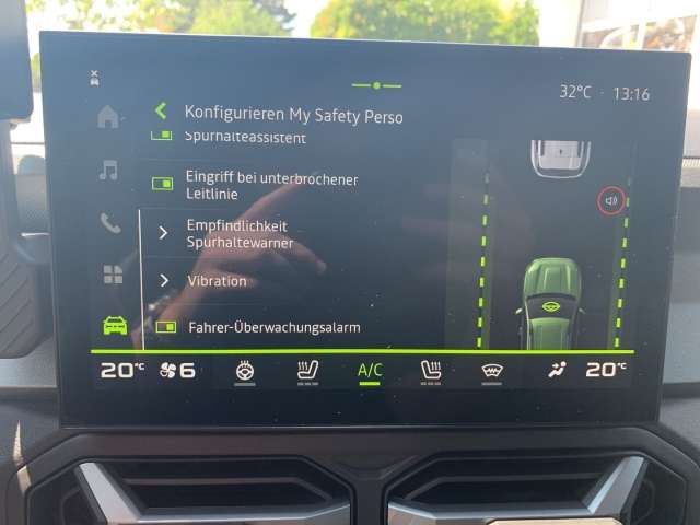 Fahrzeugbild eines Dacia Bigster