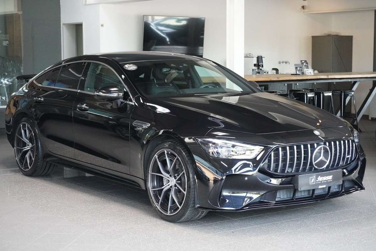 Fahrzeugbild eines Mercedes-Benz AMG GT