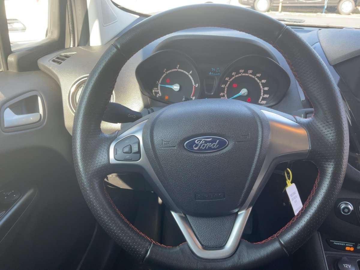 Fahrzeugbild eines Ford Transit Courier