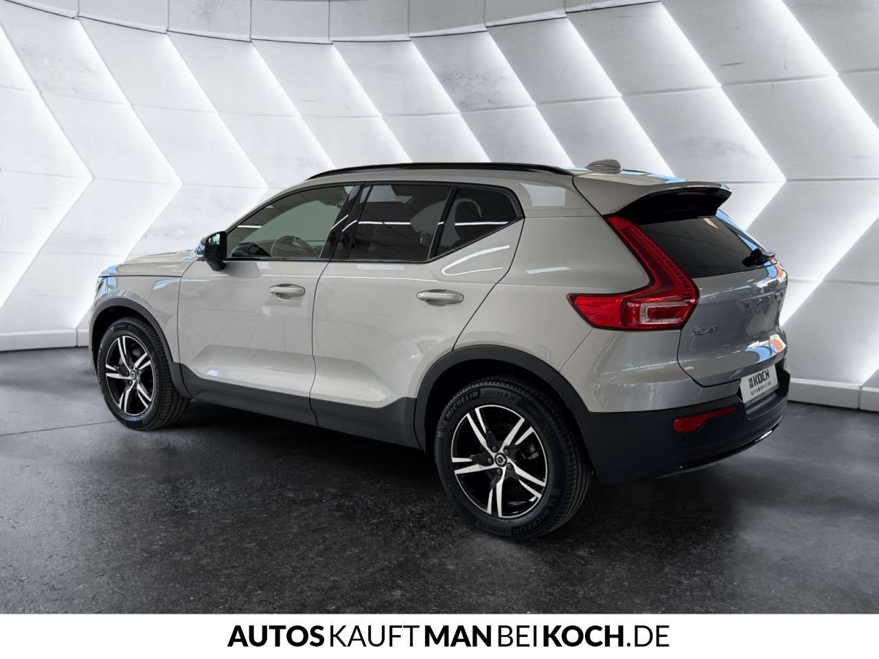 Fahrzeugbild eines Volvo XC40