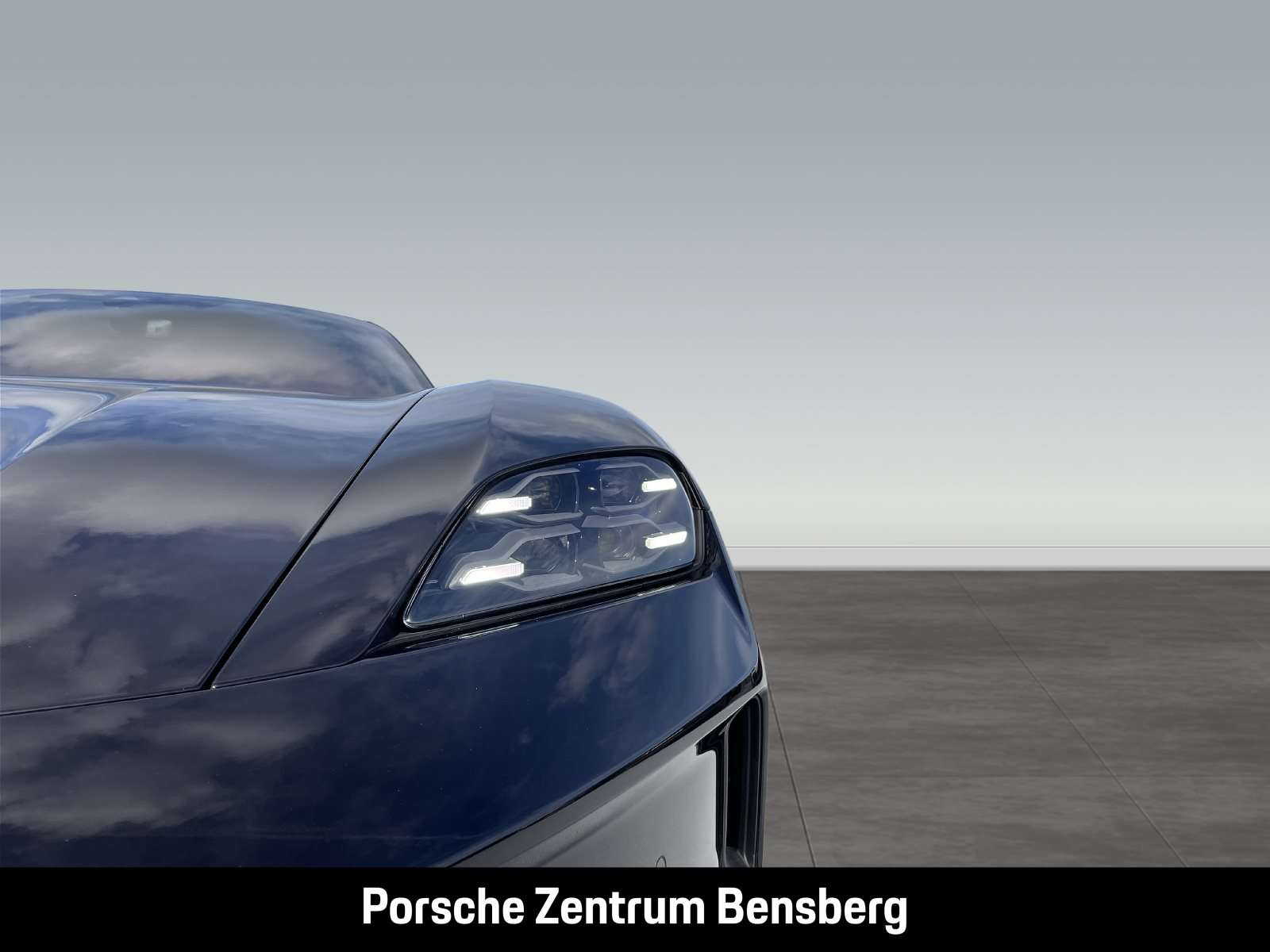 Fahrzeugbild eines Porsche Taycan