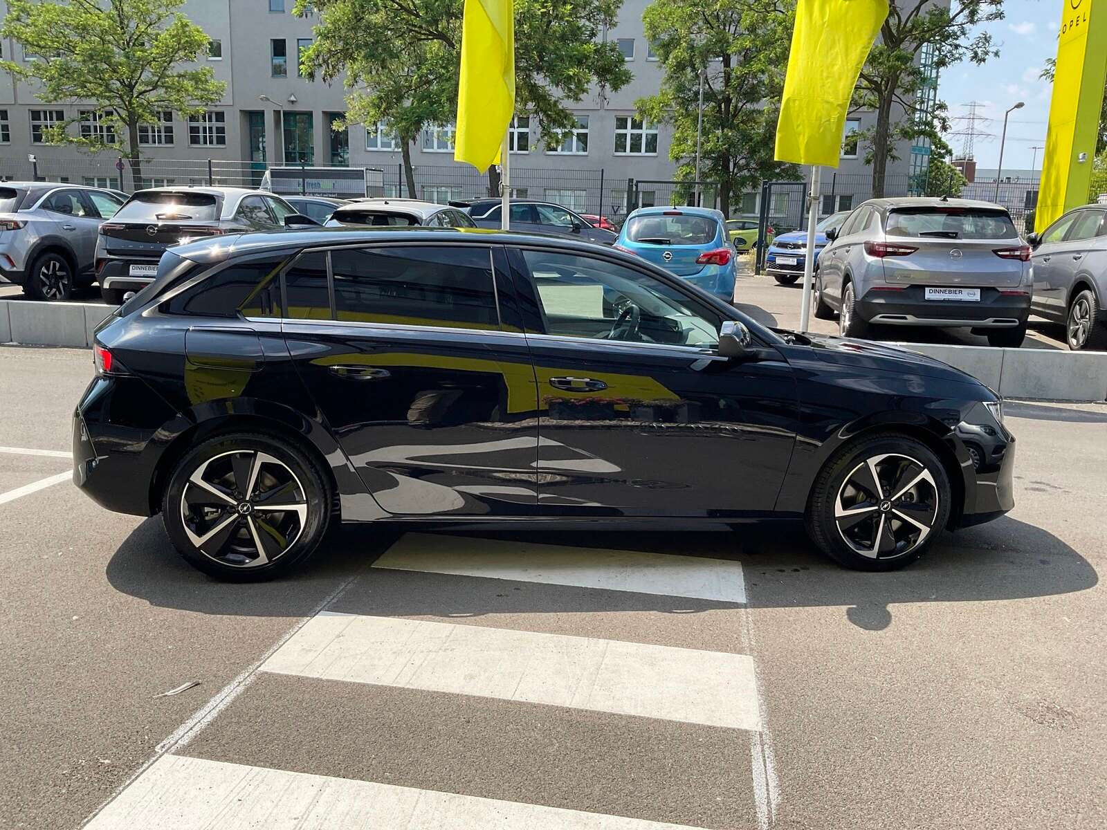 Fahrzeugbild eines Opel Astra