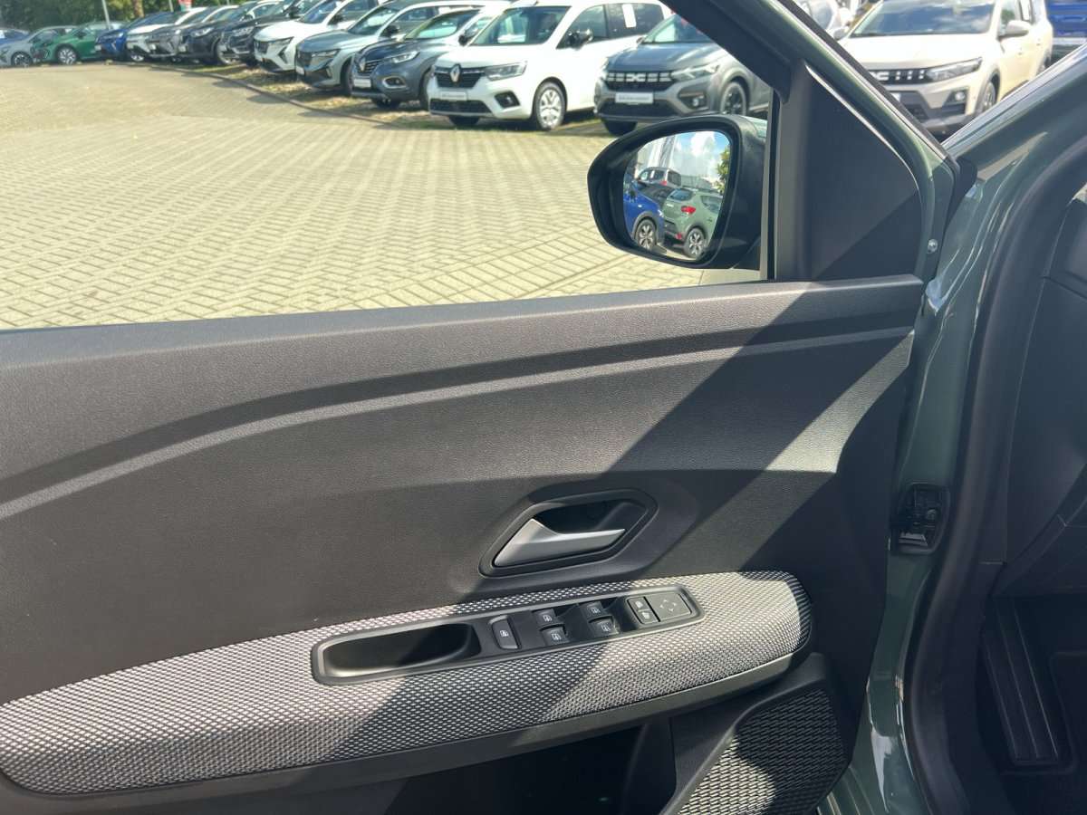 Fahrzeugbild eines Dacia Sandero