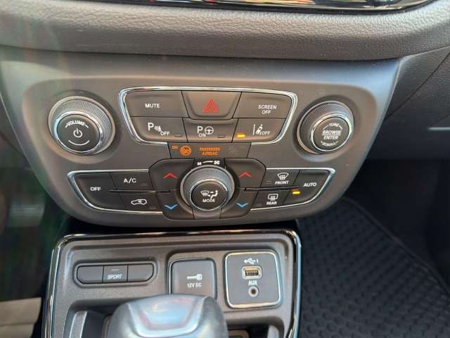 Fahrzeugbild eines Jeep Compass